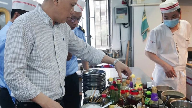 行业现状：坚果炒货市场潜力巨大，新手代理需谨慎选择